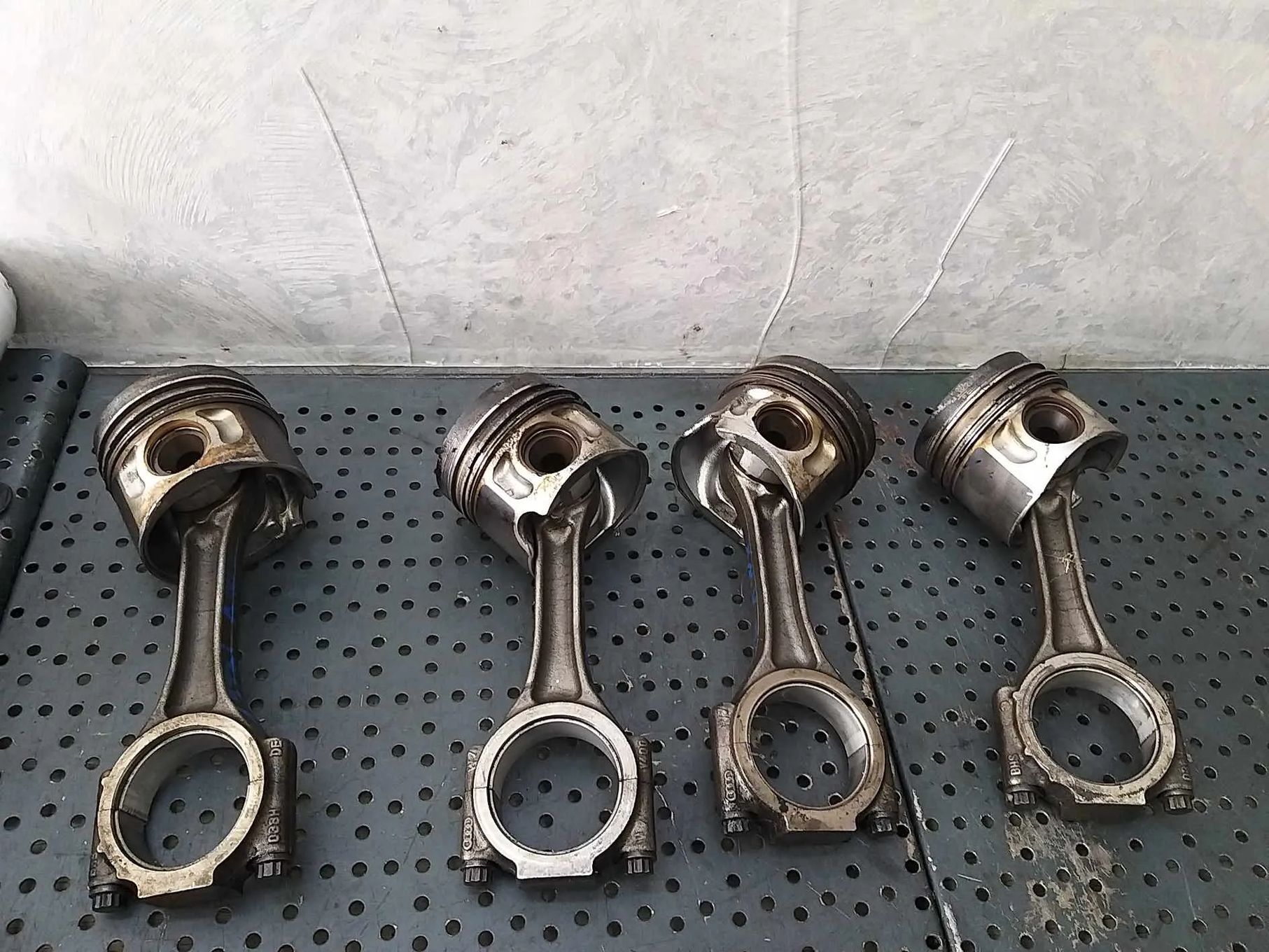 Piston cu biela 1.9 tdi vw passat b5