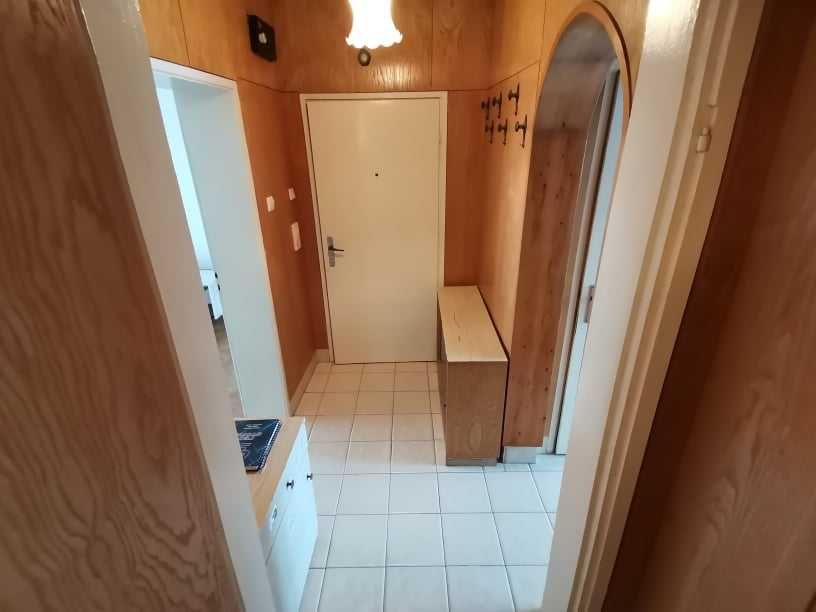 Дава се под наем Тристаен апартамент в Бургас, Възраждане - 100 кв.м за 200 € - Снимка #10