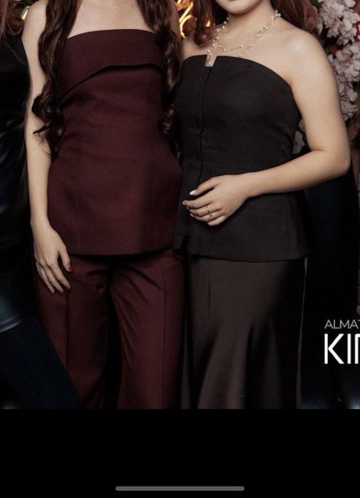 Коричневая двойка с корсетом и Белый Пиджак