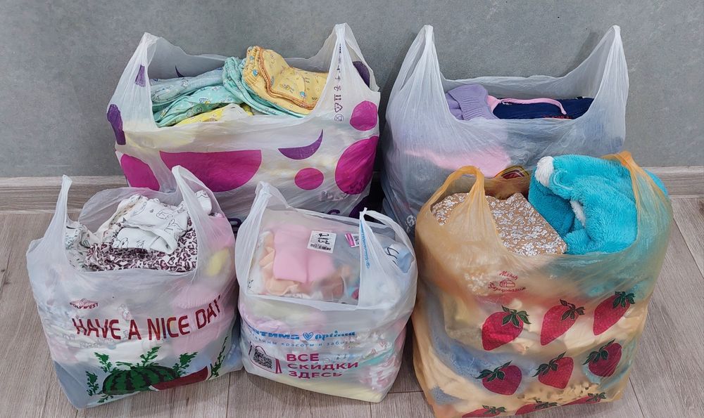 Комплект одежды на девочку от рождения до года (5 пакетов)