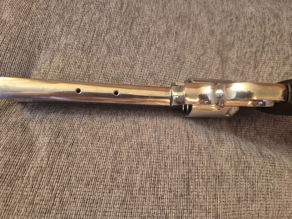 Revolver Dan wesson 715 1joule low power version