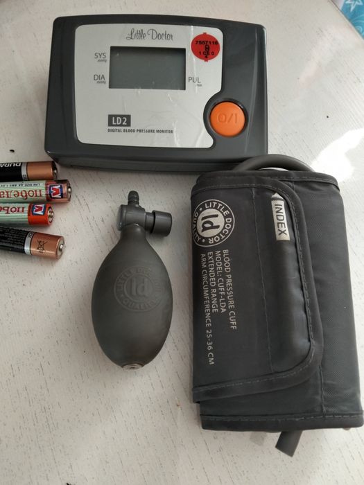 Тонометр полуавтомат