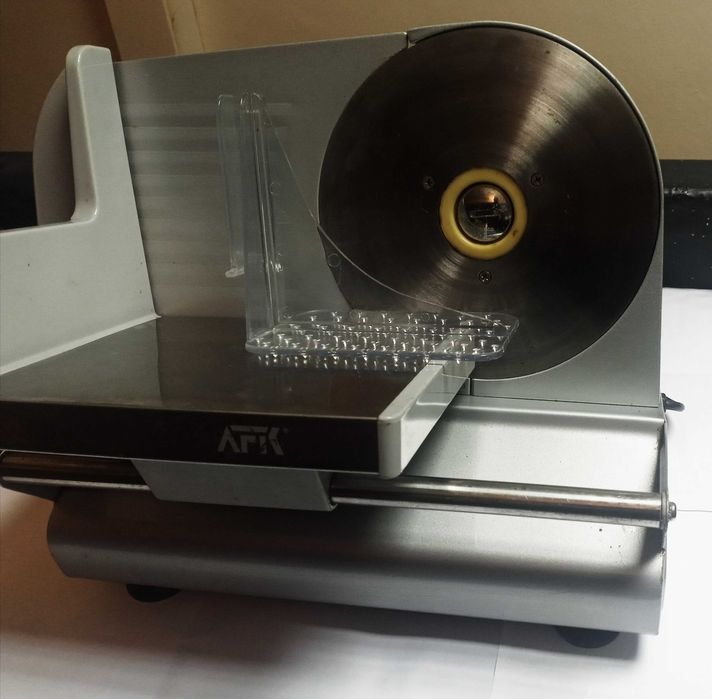 Колбасорезачка AFK