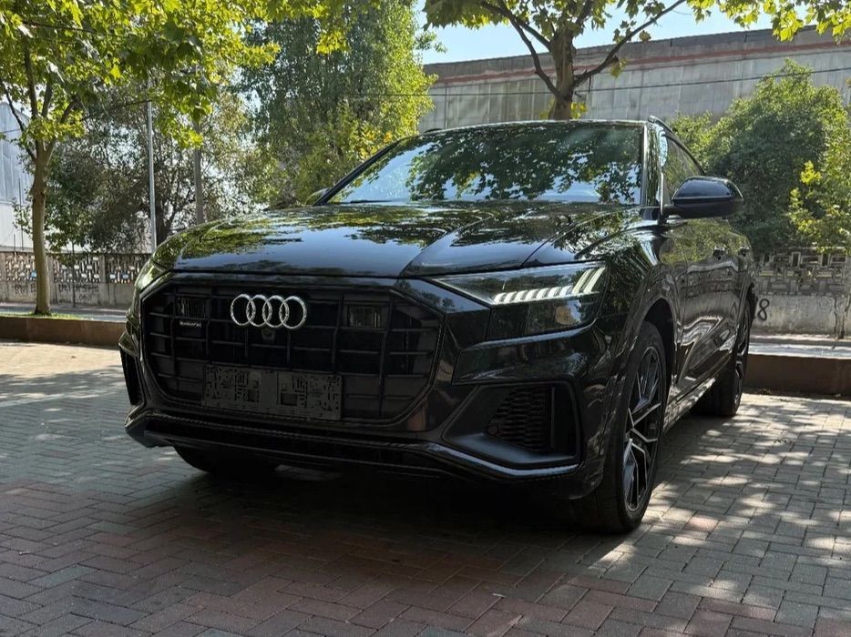 Audi Q8 Inmatriculat RO  Stare foarte buna