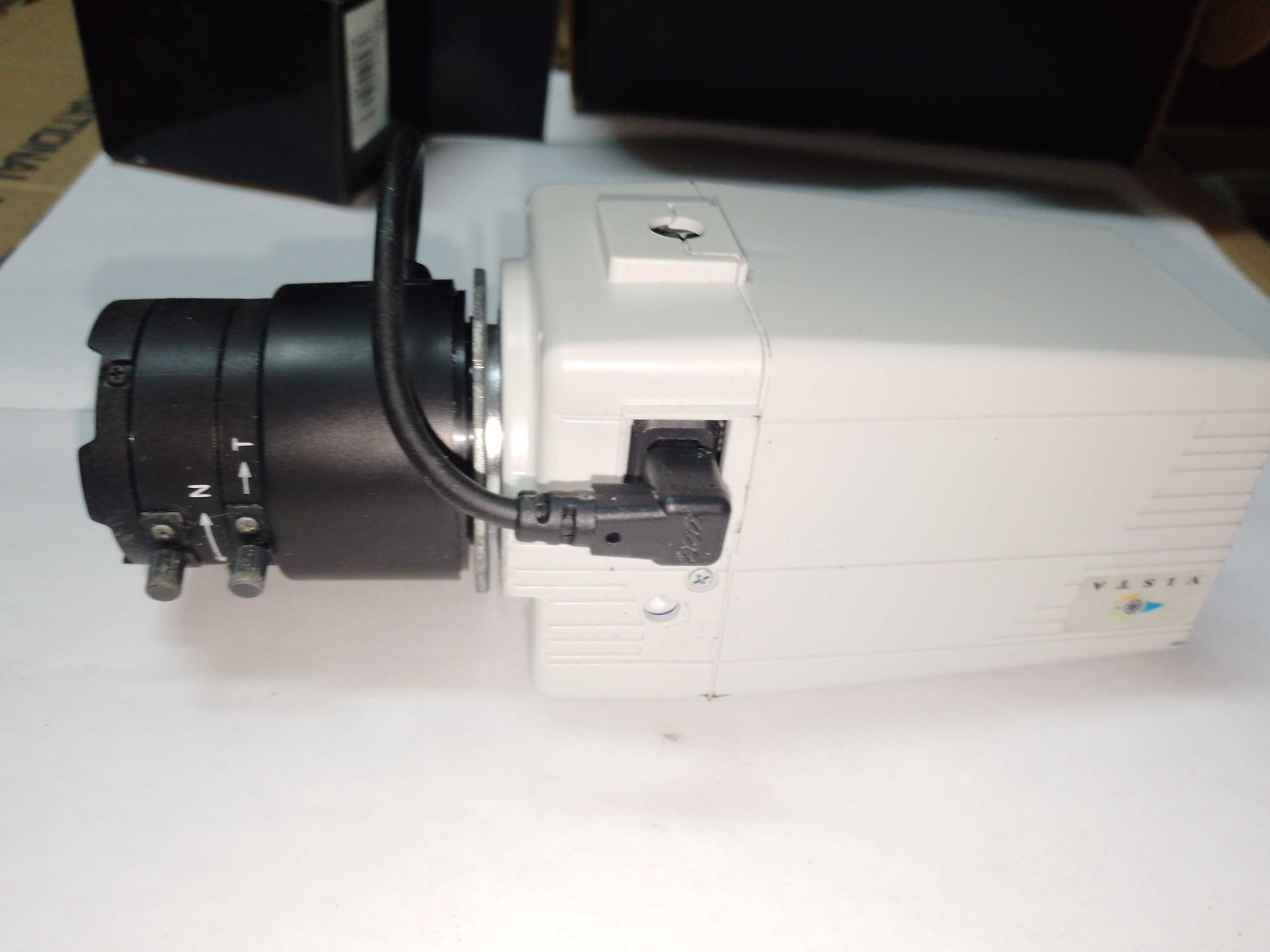 Варифокальный объектив с автоматической диафрагмой, видеокамера.