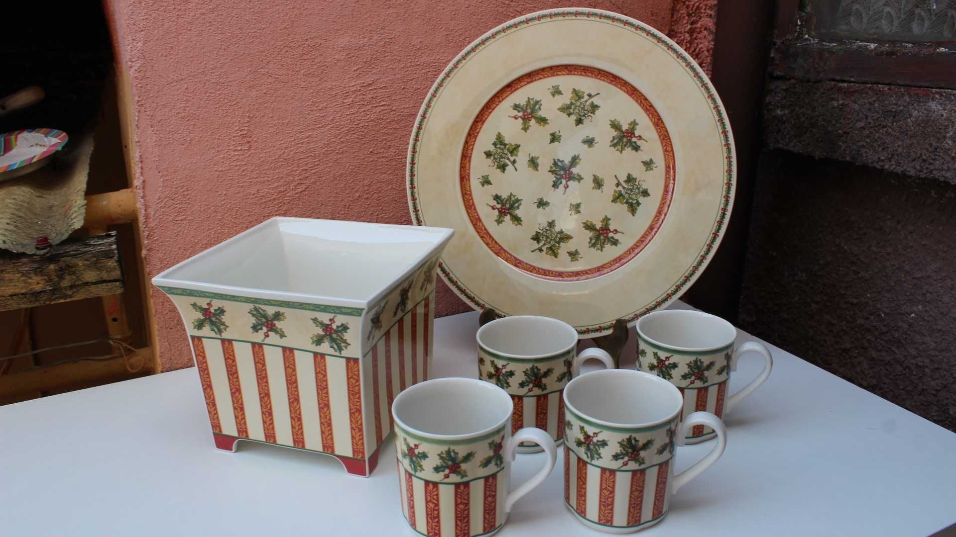 Set portelan colectie VILLEROY & BOCH, Festive Memories, Craciun