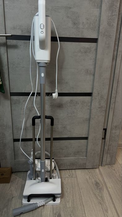 Продам паровую швабру новая