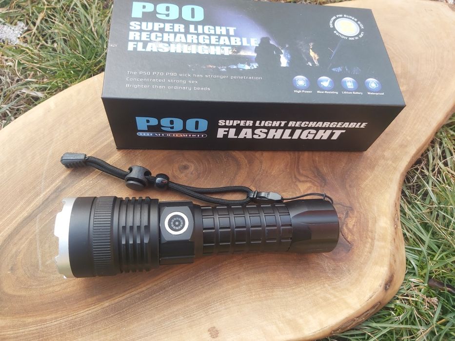 Мощен LED фенер P90 малък,USB зареждане,телескопичен ZOOM