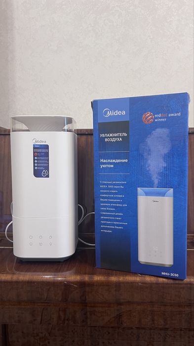 Продам увлажнитель воздуха Midea в отличном состоянии