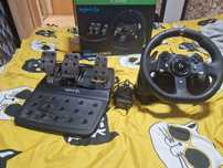 Продавам волан с педали Logitech G920