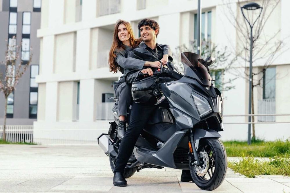 MYMOTO CLUJ vinde : Scuter Morbidelli SC125 ( Cat B125,A1,A)