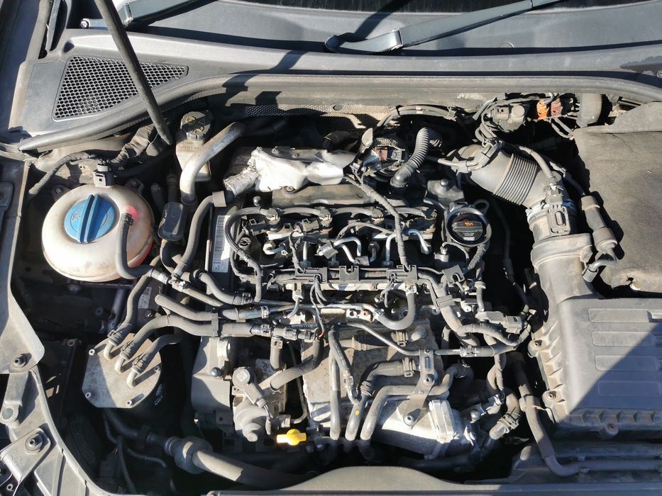 motor 1.6 CLHA 77 kW pe masina proba