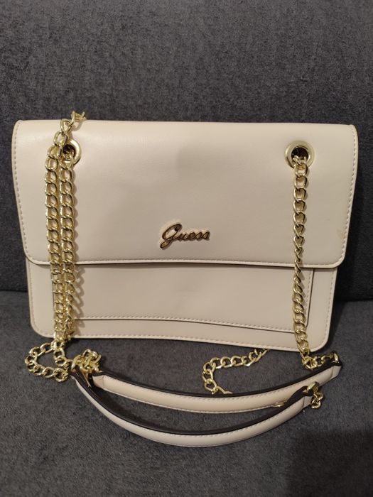 Дамска чанта Guess