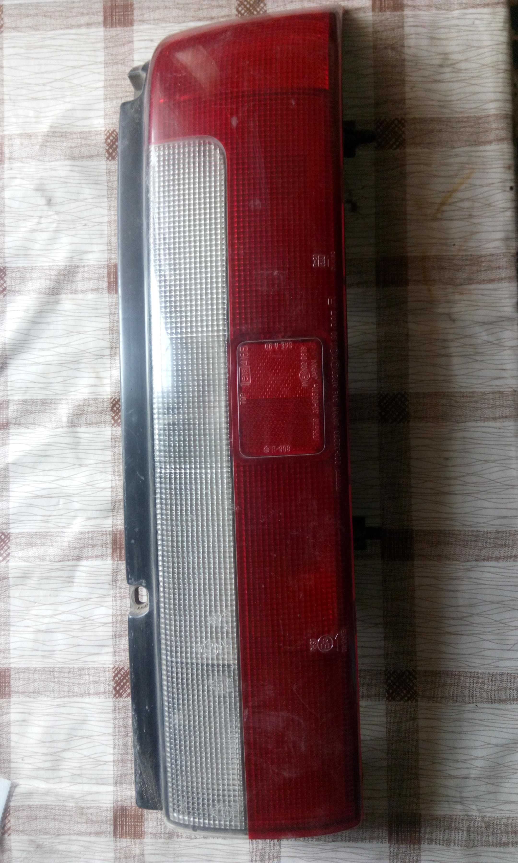 Продам задние фонари Сузуки Свифт 2 поколение 91-1996г.