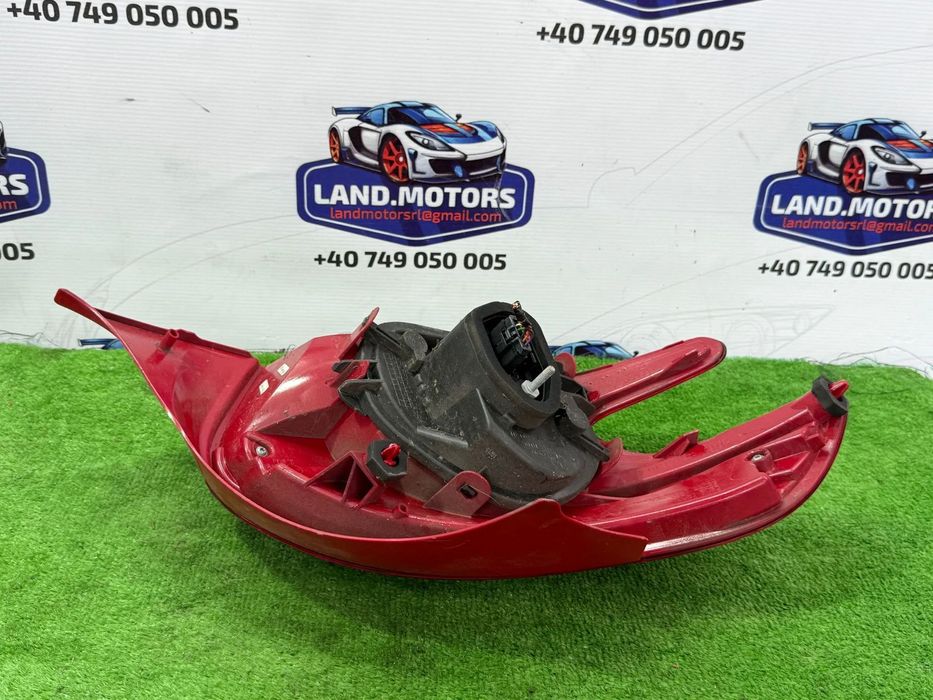 STOP TRIPLA ARIPA DREAPTA PEUGEOT 208 2015 1.0 BENZINA / BERLINA 3 USI COD OEM 9672628380-03 9672628380 2012-2019