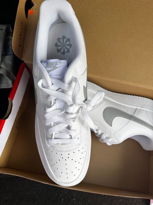 Маратонки Nike 43 номер