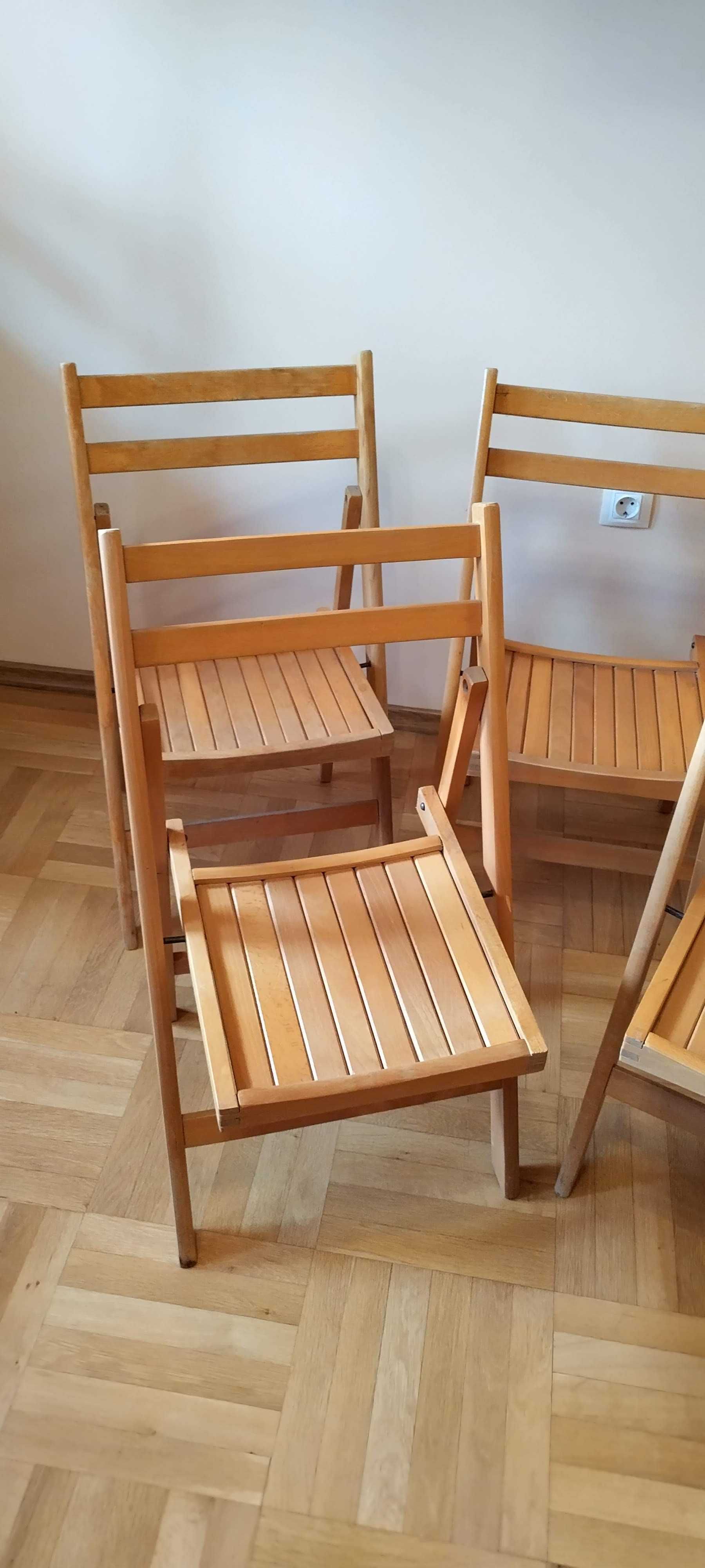 Сгъваеми столове