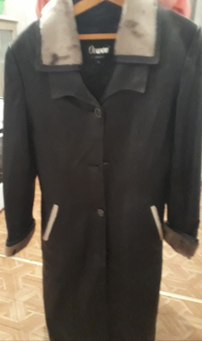 Срочно продам абсолютно новый кожанный сюртук и Шубу