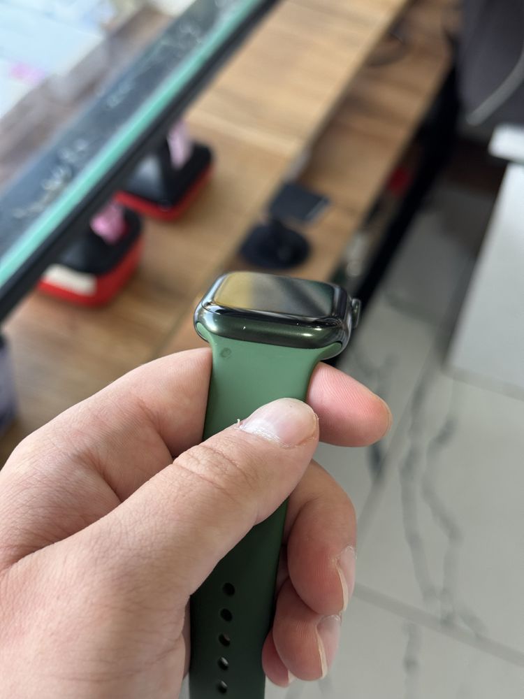 Apple watch 7/45mm 95%yomkost Green