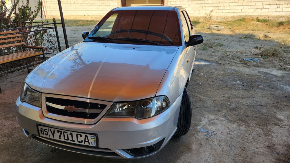 Нексия 2.  2010. Гибрит. 168000 юрган. Газ бензин. Такси юрмаган