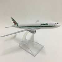 Macheta avion Boeing 777 Alitalia