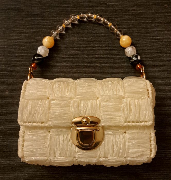 Чанти, ръчно изработени