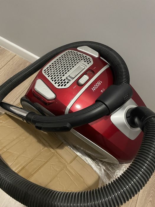 Пылесос б/у (работающий)