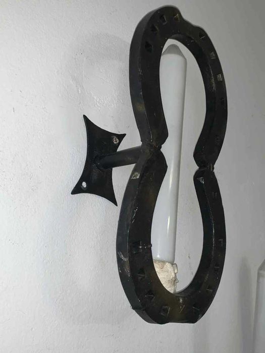 Set aplice din fier forjat forma de potcoava pt terasa/filigorie