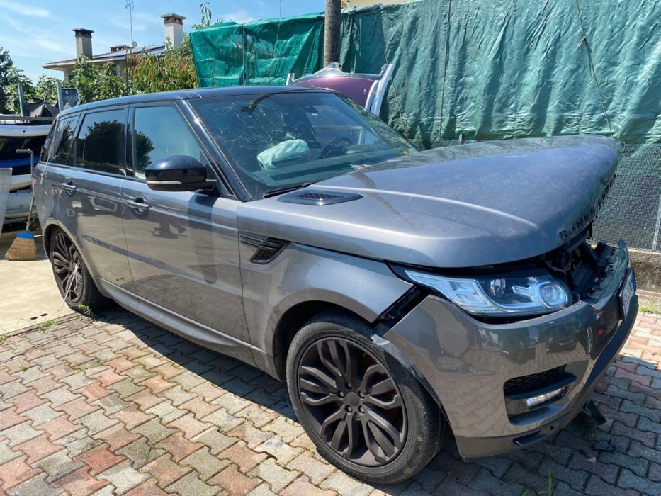 Range Rover Sport avariat 3.0 2016