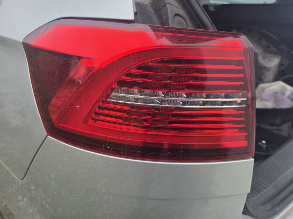 Tripla,stop  led stanga caroserie  break  Volkswagen Passat B8 2019