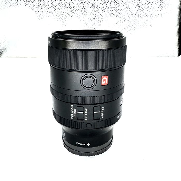 Sony FE 100mm f/2.8 STF OSS GM