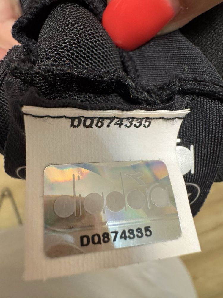 Спортно бюстие Diadora