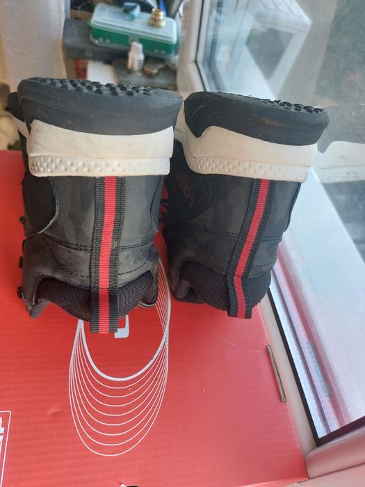 Bocanci copii Loap, mărimea 37 impecabili