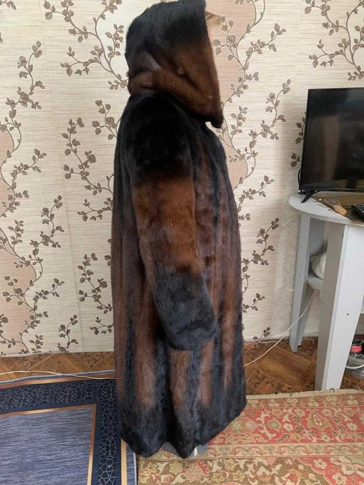 Шуба 50 размер за 100тыс