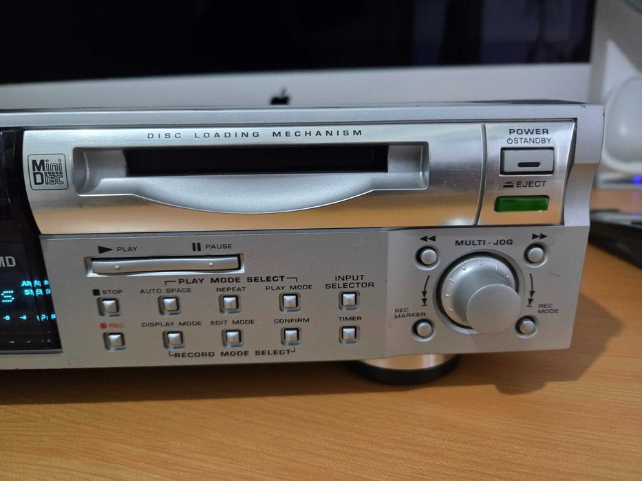 Lifetec LT 8964 cd player/minidisc