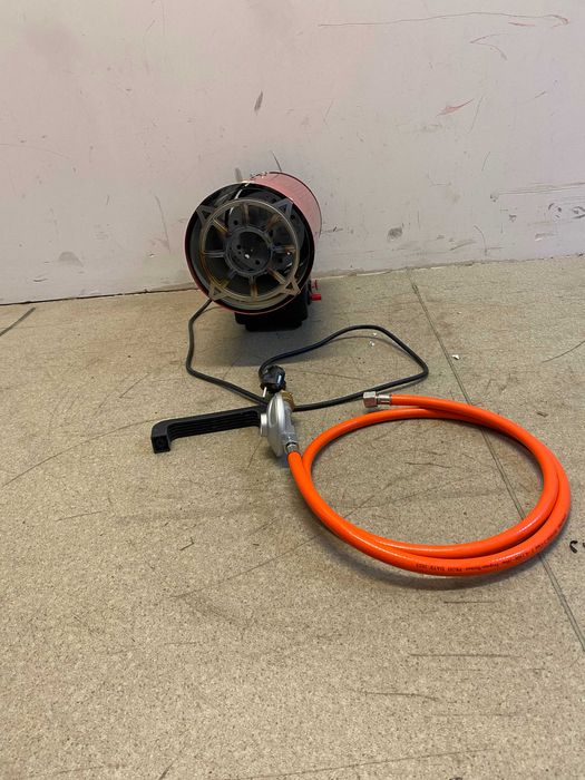 Калорифер на газ 15kW RD-GH15 /	Телфер електрически 500kg 6m 1020W