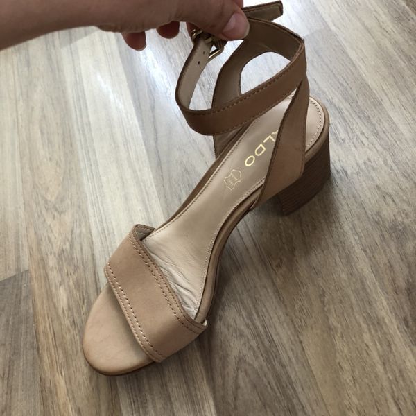 Кожени дамски сандали Aldo