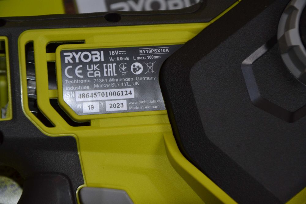 Нов, безчетков, верижен трион Ryobi 18V