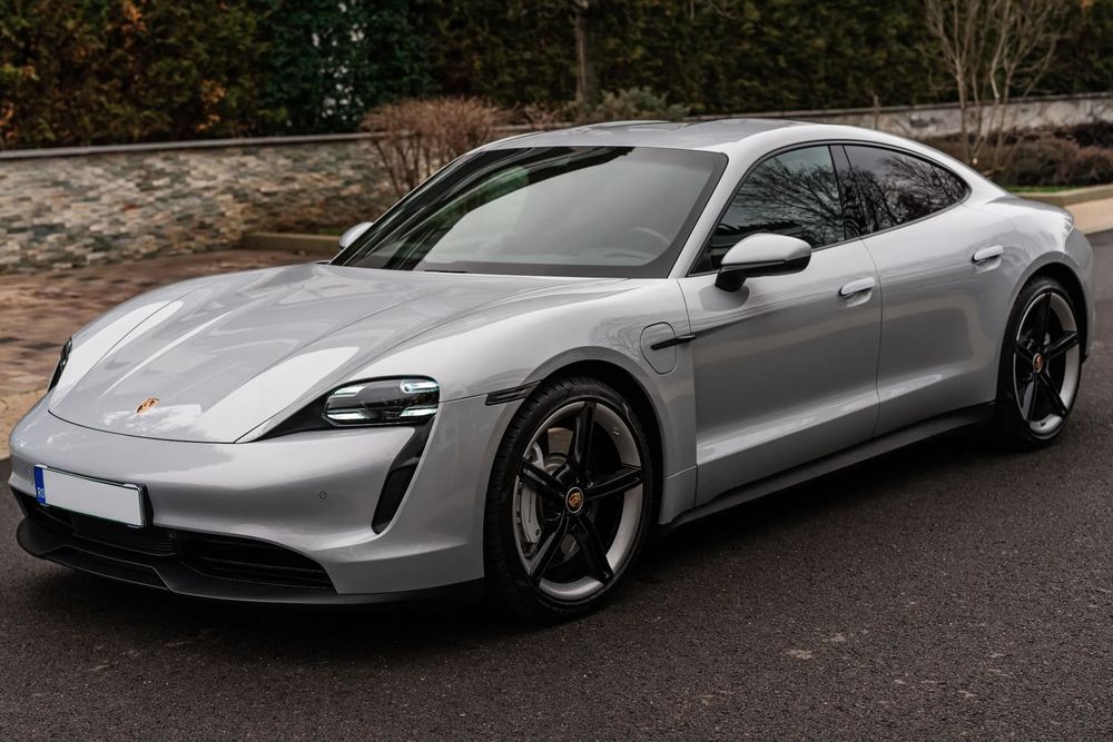 Porsche Taycan Primul proprietar in RO/Istoric service reprezentanta/Factura cu TVA