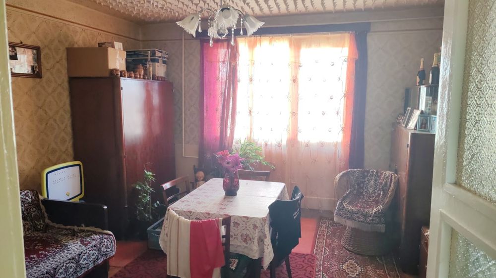 Apartament cu 3 camere