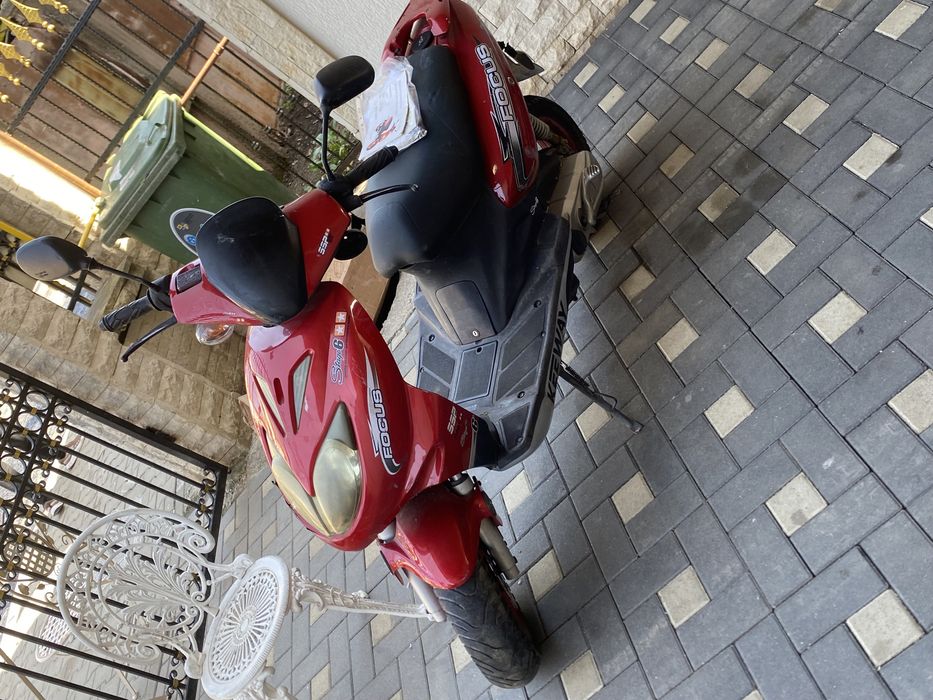 Vand scuter 49cc  KEEVAY