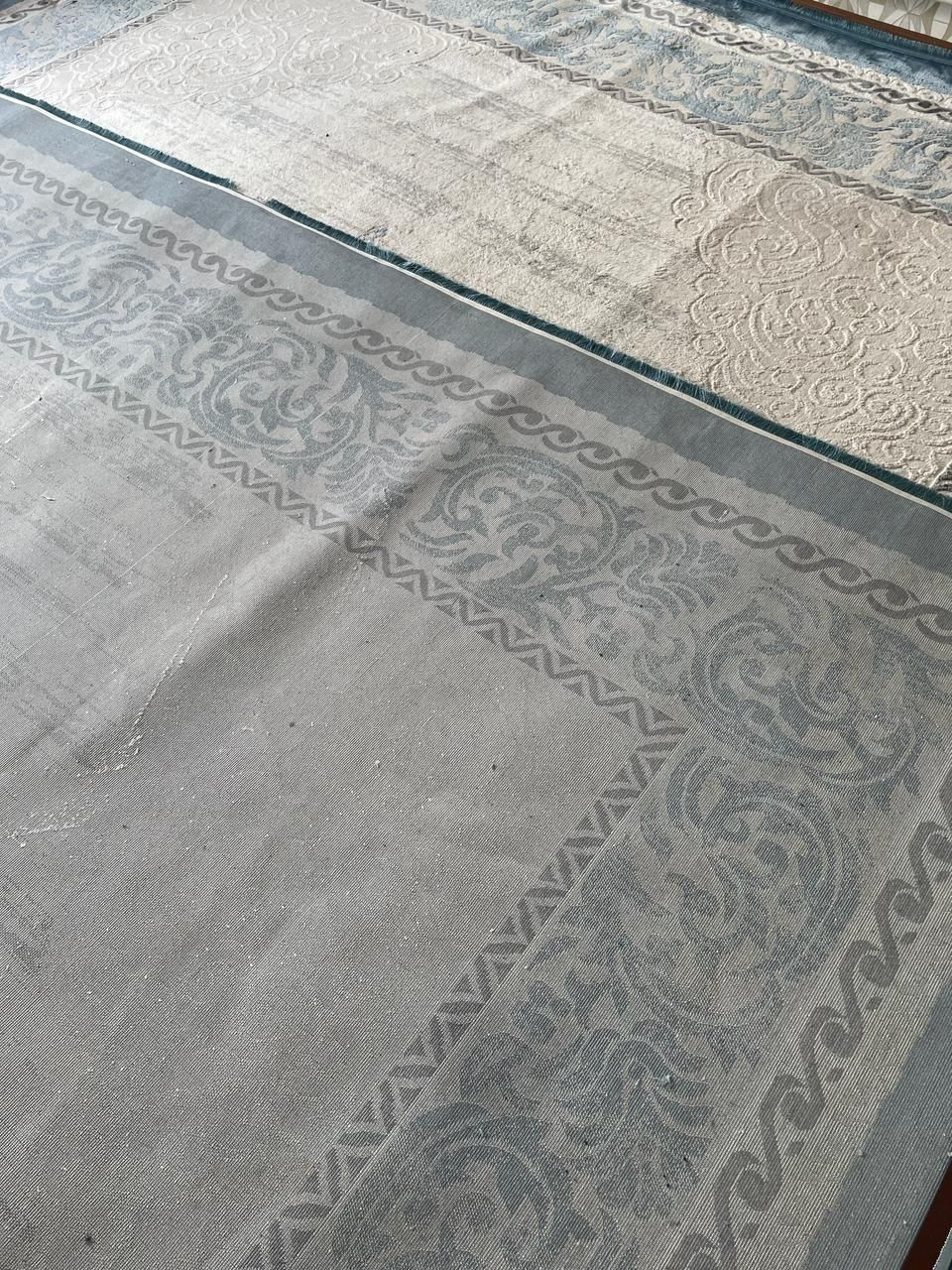 Продается ковры в хорошем состоянии