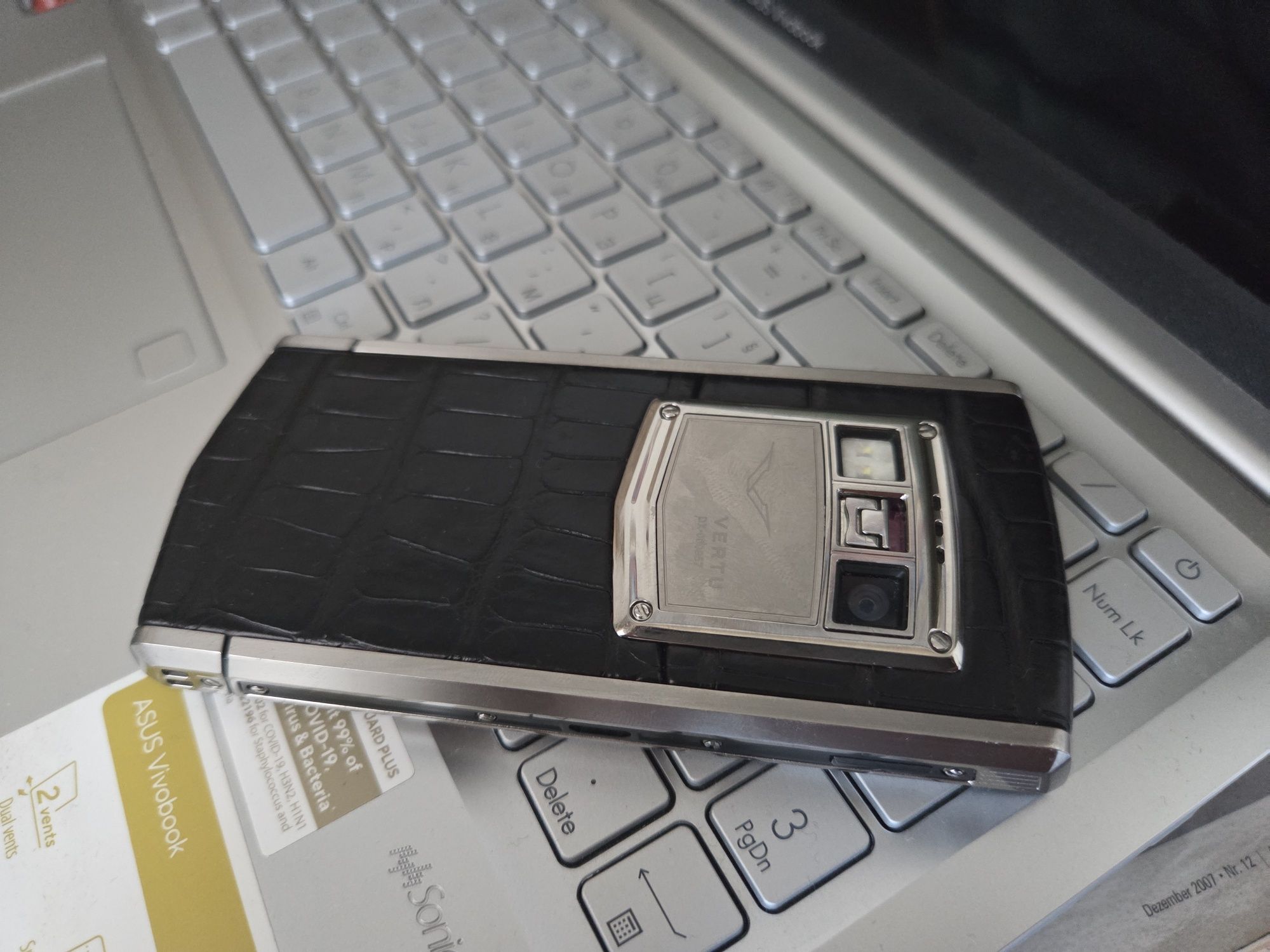 Vertu TI Touch Black Alligator 64GB