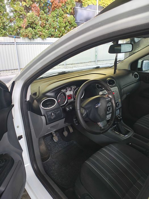 Vând ford focus MK2 facelift 1.6 diesel 109 cp