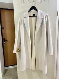 Пальто Zara из искусственной замши бархатное белоснежное размер s 44