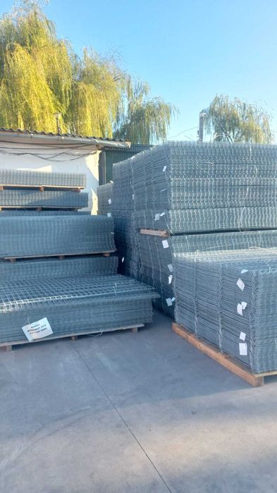 PLasa/ panou bordurat /TEAVA/ STALP 3.5-4.9MM/Zincat /Verde/Gri