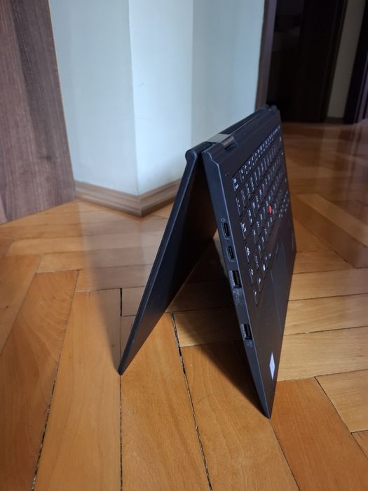 Lenovo Thinkpad X1 Yoga I7•TOUCHSCREEN•SSD 256GB•16GB Ram•model slim