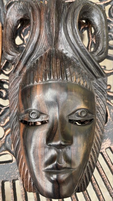 Sculptura lemn Suar