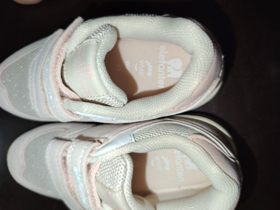 Adidași Nr 25 preturi diferite