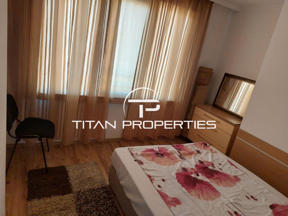 Дава се под наем Двустаен апартамент в Бургас, Център - 55 кв.м за 408 € - Снимка #3